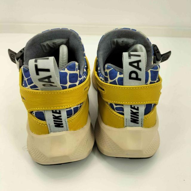 NIKE(ナイキ) AIR HUARACHE 20Y24 メンズ  US8.5 26.5cm【中古】【ブランド古着バズストア】