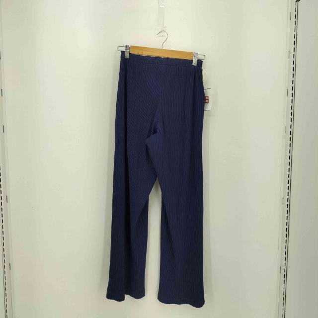 ISSEY MIYAKE FETE(イッセイミヤケフェット) プリーツ デザイン フレア