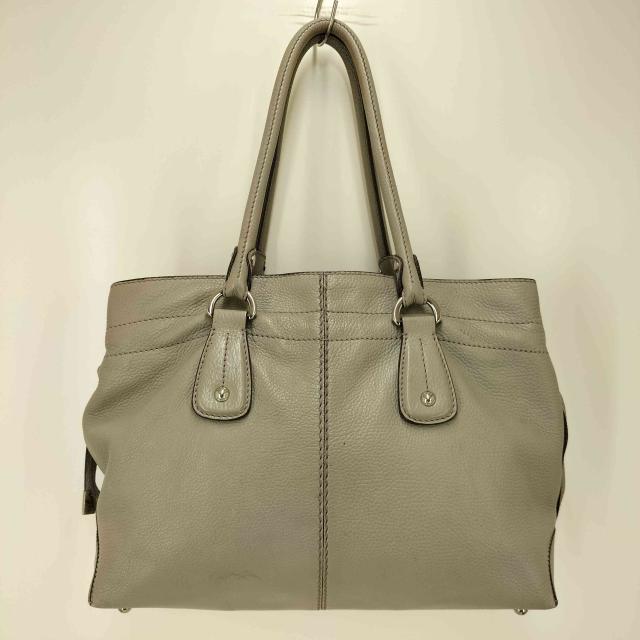 TOD’S(トッズ) ロゴタイプ継ぎ切れ レザートートバッグ レディース 書きあらわす無 【中古】【ブランド名古着バズストア】