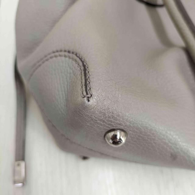 TOD’S(トッズ) ロゴタイプ継ぎ切れ レザートートバッグ レディース 書きあらわす無 【中古】【ブランド名古着バズストア】