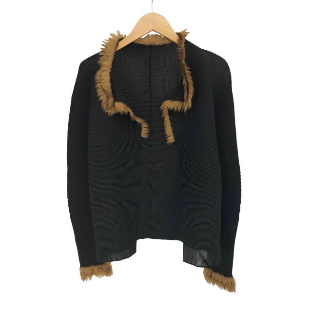 ISSEY MIYAKE me(イッセイミヤケミー) ファー付きプリーツカーディガン レディース 表記無 【中古】【ブランド古着バズストア】