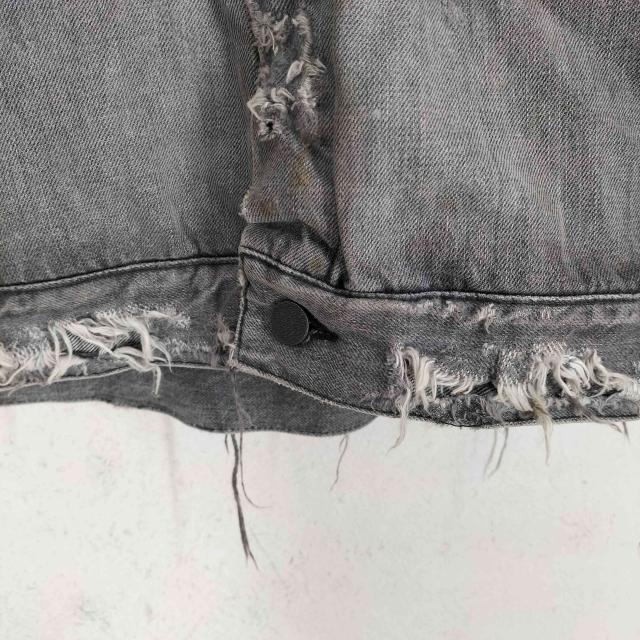 USED古着(ユーズドフルギ) {{ON O FF by TTAGGG}} オーバーサイズダメージデニムジャケット import メンズ  M【中古】【ブランド古着バズストア】 USED古着(ユーズドフルギ) {{ON O FF by TTAGGG}} オーバーサイズ