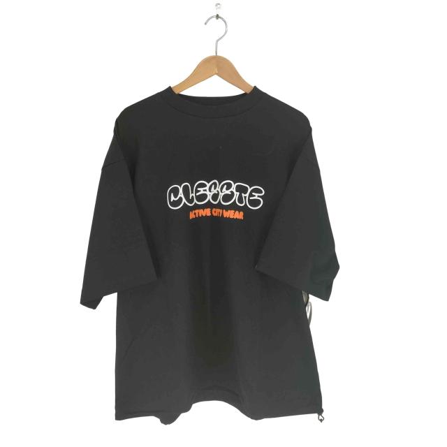 USED古着(ユーズドフルギ) {{CLESSTE}} 25AW BUBBLE LOGO PRINT MASSIVE T-SHIRT domestic メンズ FREE 【中古】【ブランド古着バズストア】