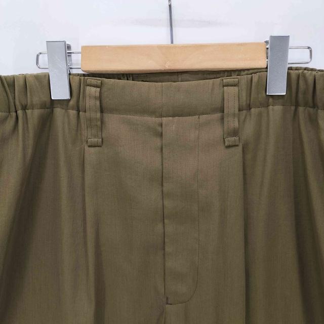 im ISSEY MIYAKE(アイムイッセイミヤケ) 22SS 1タック ポリ テーパード スラックス パンツ メンズ JPN：2 【中古】【ブランド古着バズストア】 im ISSEY MIYAKE(アイムイッセイミヤケ) 22SS 1タック ポリ テーパード