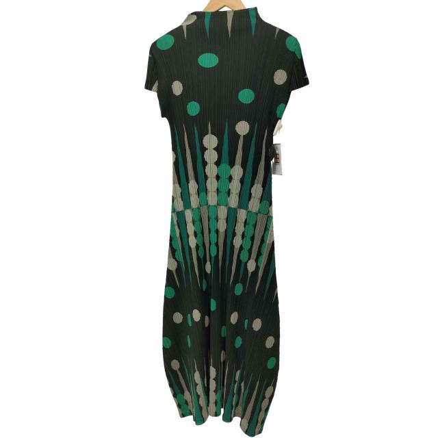 PLEATS PLEASE ISSEY MIYAKE(プリーツプリーズイッセイミヤケ) バックギャモン柄デザインプリーツワンピース レディース 3【中古】【ブランド古着バズストア】