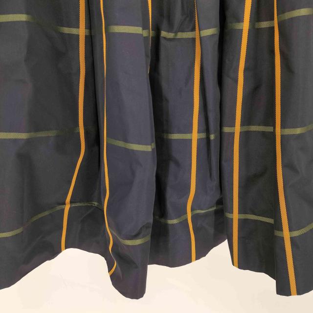 BURBERRY BLUE LABEL(バーバリーブルーレーベル) ジップアップ