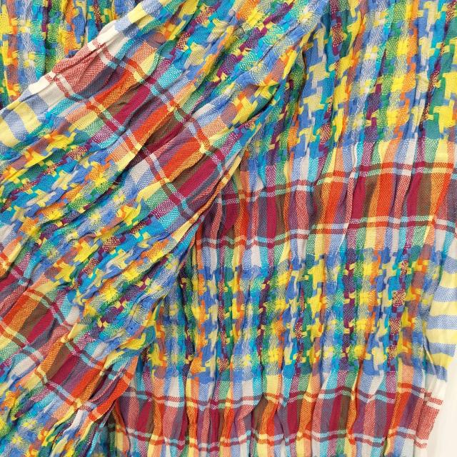 ISSEY MIYAKE MEN(イッセイミヤケメン) 13AW 黒タグ 総柄 マルチカラー プリーツ ねじり加工 ウール ストール メンズ FREE 【中古】【ブランド古着バズストア】_3