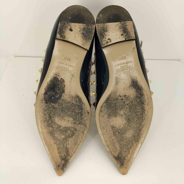 VALENTINO GARAVANI(ヴァレンティノガラヴァーニ) ロックスタッズ エナメル フラットパンプス レディース  35 1/2【中古】【ブランド古着バズストア】 VALENTINO GARAVANI(ヴァレンティノガラヴァーニ) ロックスタッズ