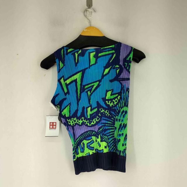PLEATS PLEASE ISSEY MIYAKE(プリーツプリーズイッセイミヤケ) 07SS 漫画柄ノースリーブカットソー レディース JPN：3 【中古】【ブランド古着バズストア】 PLEATS PLEASE ISSEY MIYAKE(プリーツプリーズイッセイミヤケ) 07SS