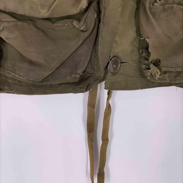 U.S. AIR FORCE(ユーエスエアーフォース) 40S WW2 第二次世界大戦 米軍 実軍 TYPE C-1 ミリタリー ベスト メンズ 表記無 【中古】【ブランド古着バズストア】 U.S. AIR FORCE(ユーエスエアーフォース) 40S WW2 第二次世界大戦 米軍 実