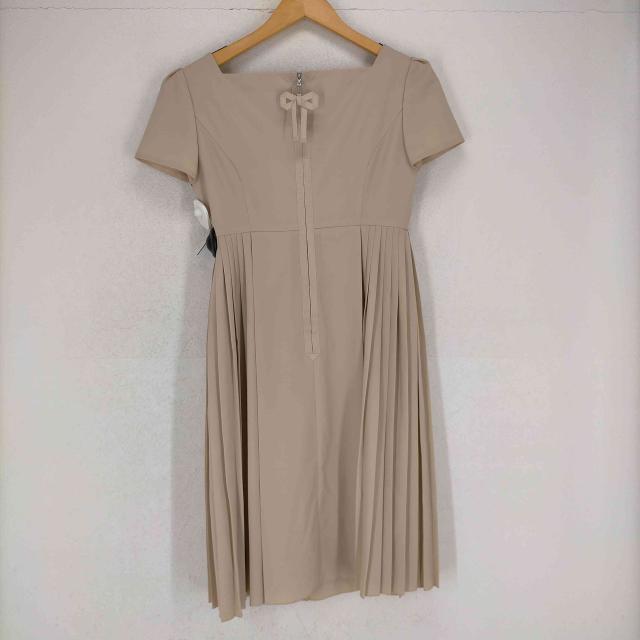 FOXEY(フォクシー) プリーツドレスワンピース レディース JPN：38 【中古】【ブランド古着バズストア】 FOXEY(フォクシー) プリーツドレスワンピース レディース JPN：38