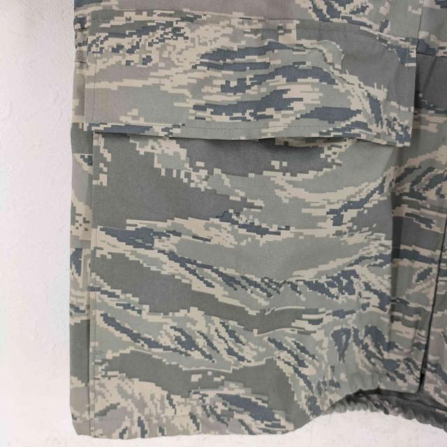 U.S. AIR FORCE(ユーエスエアーフォース) PROPPER INTERNATIONAL エアフォースタイガーストライプ ゴアテックス パーカー メンズ  L-R【中古】【ブランド古着バズストア】 U.S. AIR FORCE(ユーエスエアーフォース) PROPPER INTERNATIONAL エア