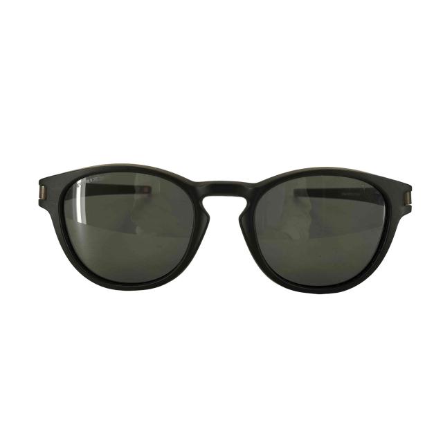 OAKLEY(オーク材ロバート・エドワード・リー) Latch Matte メンズ 書きあらわす無 【中古】【ブランド名古着バズストア】