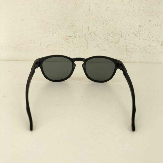 OAKLEY(オーク材ロバート・エドワード・リー) Latch Matte メンズ 書きあらわす無 【中古】【ブランド名古着バズストア】