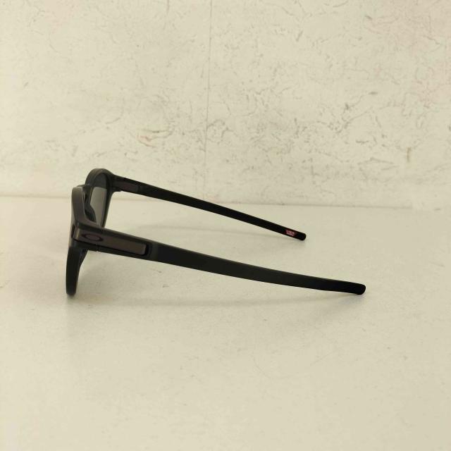 OAKLEY(オーク材ロバート・エドワード・リー) Latch Matte メンズ 書きあらわす無 【中古】【ブランド名古着バズストア】