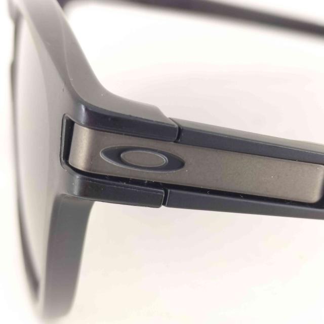 OAKLEY(オーク材ロバート・エドワード・リー) Latch Matte メンズ 書きあらわす無 【中古】【ブランド名古着バズストア】
