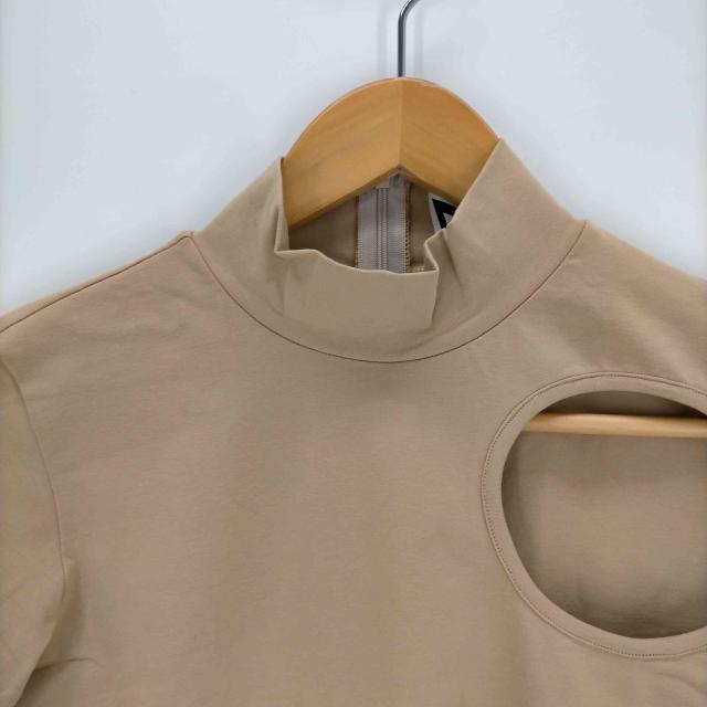 USED古着(ユーズドフルギ) {{JOHN}} NUDE FITTED CUT-OUT TOP レディース JPN：M 【中古】【ブランド古着バズストア】