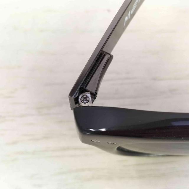 USED古着(ユーズドフルギ) Metronome Rhew 色合い水晶体 黒眼鏡 メンズ  50□21-145【中古】【ブランド名古着バズストア】