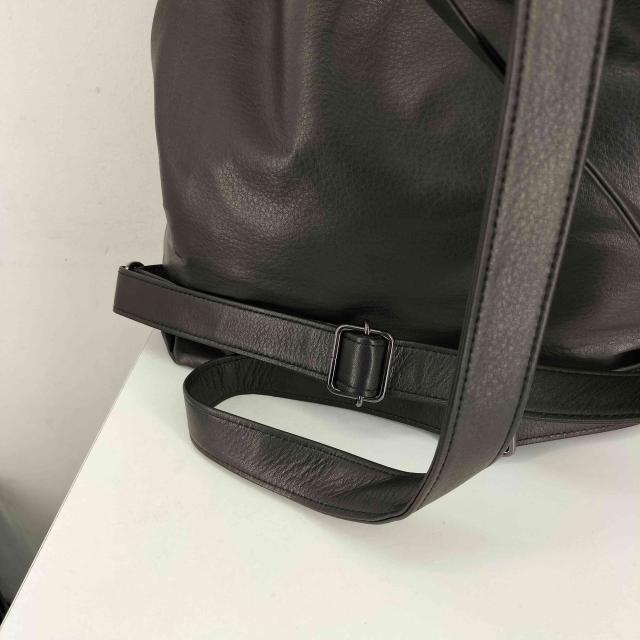 discord Yohji Yamamoto(ディスコードヨウジヤマモト) Drawstring leather Backpack メンズ 表記無 【中古】【ブランド古着バズストア】_3