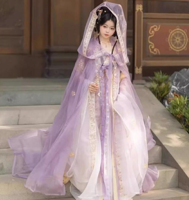 中華衣装 5点セット お姫様 華やか 漢服 中華コスプレ衣装 中国古代服装 皇后 貴妃 唐朝 宮廷 仮装 変装 繊細な刺繍 キラキラ フード付きマント 振袖羽織 神様 中華服 シフ 仙女