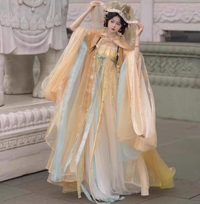 中華衣装 5点セット お姫様 華やか 漢服 中華コスプレ衣装 中国古代服装 皇后 貴妃 唐朝 宮廷 仮装 変装 繊細な刺繍 キラキラ フード付きマント 振袖羽織 神様 中華服 シフ 仙女_1