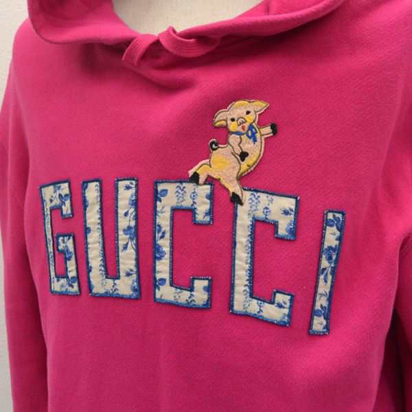 Gucci グッチ プルオーバー ロゴ パーカー ピンク 子豚 18aw ブランド メンズ Men 男性 ボーイズ 紳士 中古 の通販はau Pay マーケット アーチェリー