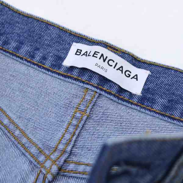 BALENCIAGA / バレンシアガ ◆BB ロゴ デニム ショートパンツ カットオフ  SIZE：26【レディース/ガールズ/LADY/女性】【中古】｜au PAY マーケット