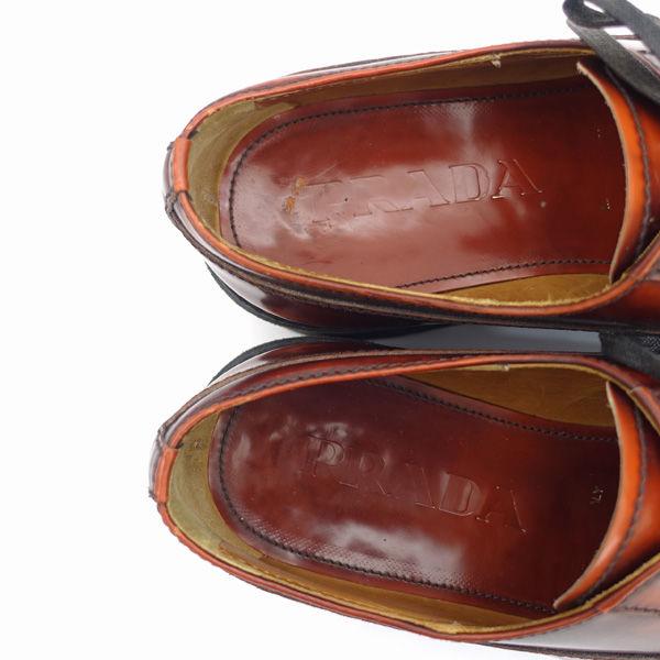 PRADA プレーントゥシューズ ブラウン