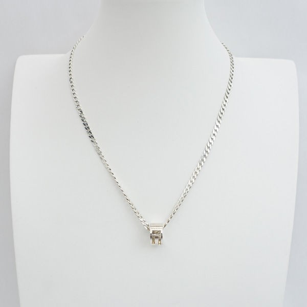 GUCCI シルバー　ネックレス org.jpg