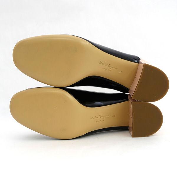 Salvatore Ferragamo / サルヴァトーレフェラガモ ◆ヴァラ リボン ローファー ピンク ブラック 22.5cm 【靴/シューズ】【中古】