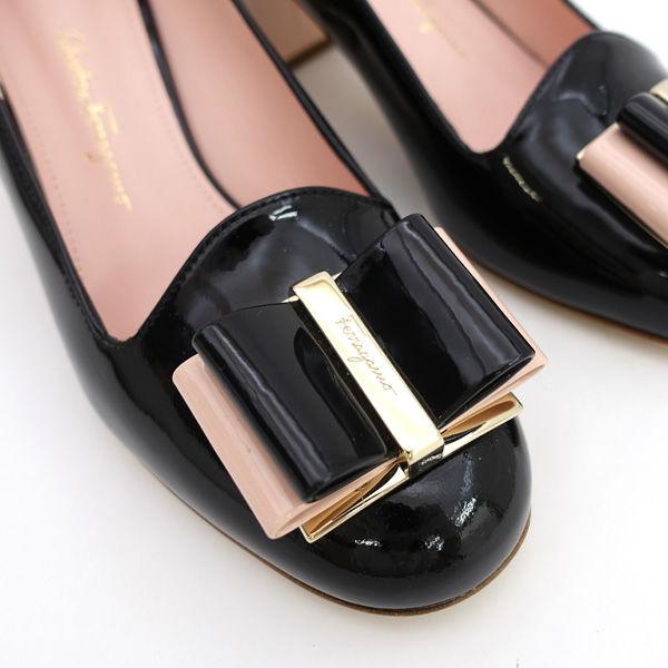 Salvatore Ferragamo / サルヴァトーレフェラガモ ◆ヴァラ リボン ローファー ピンク ブラック 22.5cm 【靴/シューズ】【中古】