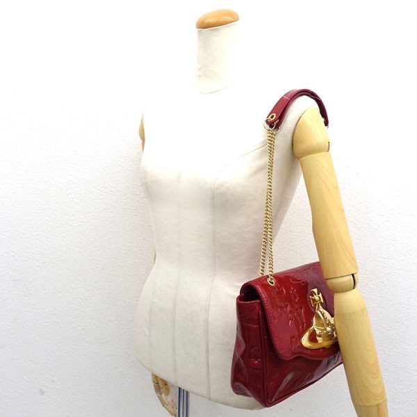 Vivienne Westwood / ヴィヴィアンウエストウッド ■ORB チェーンショルダーバッグ エナメル 赤 VW1 【中古】 ｜au PAY  マーケット