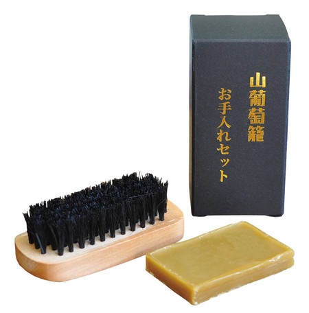 蜜蝋セット 豚毛ブラシ付 バッグ 山葡萄 かごバッグお手入れセット 財布の通販はau Pay マーケット ロシナンテ オンライン