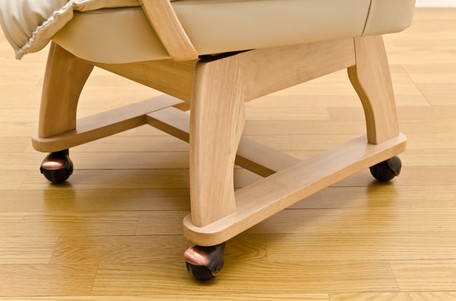 ARIES　キャスター付きダイニングチェア　ナチュラル ARIES ダイニングキャスター付チェア（1脚）の通販は