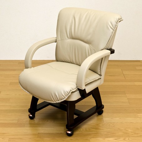 ARIES　キャスター付きダイニングチェア　ナチュラル ARIES ダイニングキャスター付チェア（1脚）の通販は