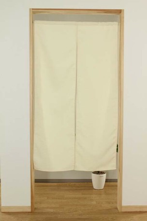 シンプルなのれん 目隠しに最適なワッフルのれん カーテン おしゃれ 間仕切り 目隠し 玄関の通販はau Pay マーケット ロシナンテ オンライン