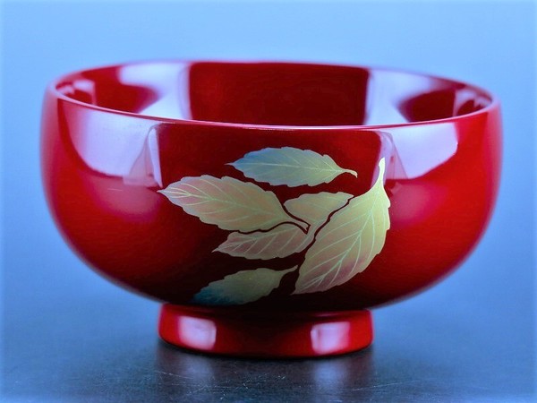 誕生花付き汁椀 朱 11月30日 枯葉(カレハ) / 生活雑貨 食器・キッチン 碗・椀の通販は 8,190円