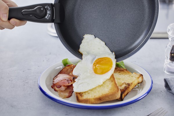 アイリスオーヤマ フライパンセット ガス火対応 ダイヤモンドコートパン5点セットガス火対応 / 生活雑貨 食器・キッチン 調理器具の通販は