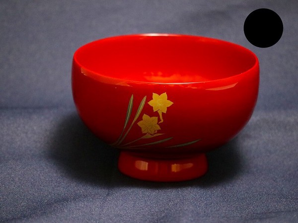 誕生花付き汁椀 黒 1月2日 黄水仙(キスイセン) / 生活雑貨 食器・キッチン 碗・椀の通販は