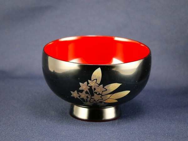 誕生花付き汁椀 黒 3月21日 マダカスカルジャスミン / 生活雑貨 食器・キッチン 碗・椀の通販は