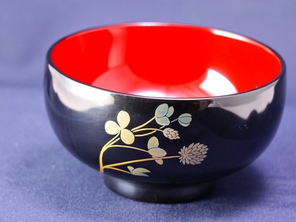 誕生花付き汁椀 黒 6月17日 白クローバー / 生活雑貨 食器・キッチン 碗・椀の通販は 8,190円