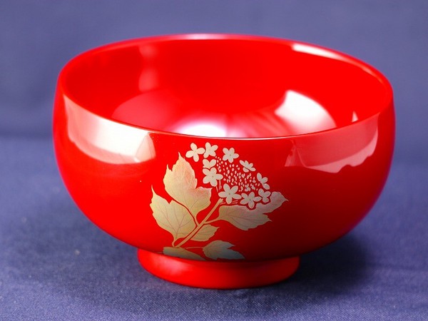 誕生花付き汁椀 朱 6月22日 肝木(カンボク) / 生活雑貨 食器・キッチン 碗・椀の通販は
