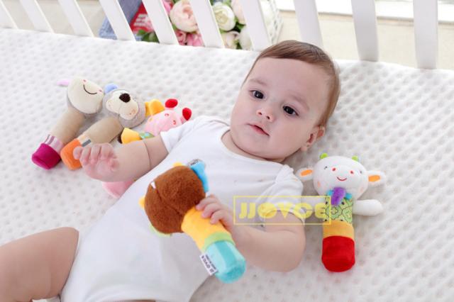 赤ちゃんかわいい漫画bbスティックガラガラ落ち着いた新生児の手スティックぬいぐるみの通販はau Pay マーケット キキ屋