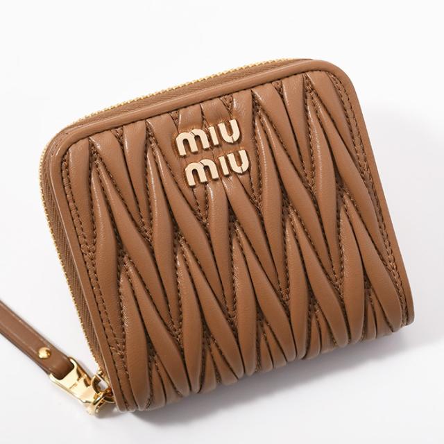 MIU MIU ミュウミュウ ウォレット マテラッセレザー 財布 5ML522 2FPP コンパクト 二つ折り財布 折り財布 人気 おすすめ ギフト プレゼントの通販は 52,620円