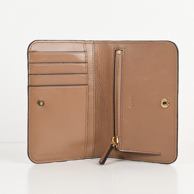 未使用品　箱付き　Chloe クロエ　新型　折り財布　Cロゴ　レザー　ブラウン Chloe クロエ 3P0272 882 B9X PORTEFEUILLE 財布 二つ折り財布