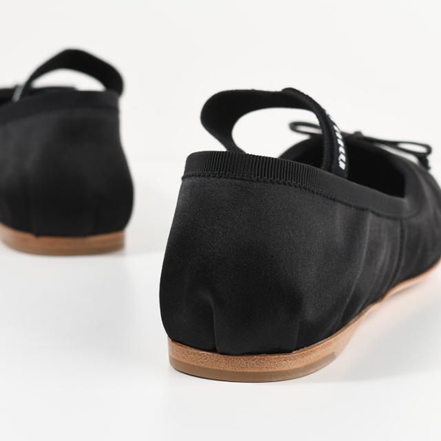 MIU MIU サテン ストラップ バレリーナ フラット シューズ miumiu