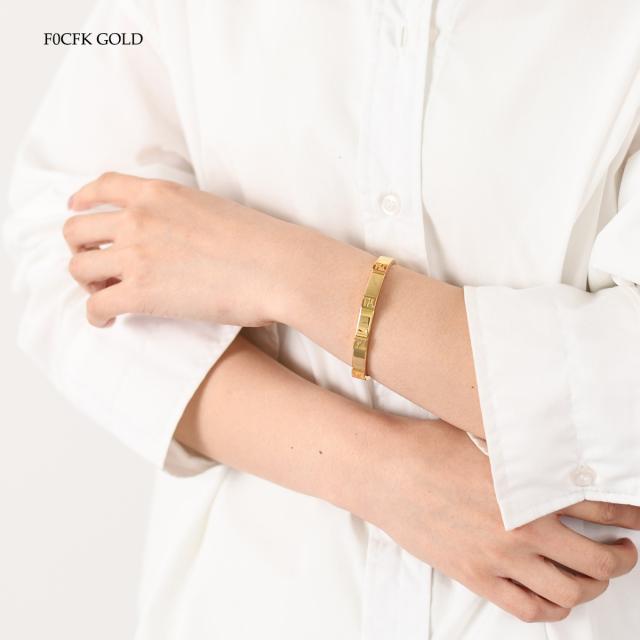 Fendi フェンディ　FFモチーフ　バングル　ブレスレット FENDI バングル Fendi フェンディFFモチーフバングルブレスレット