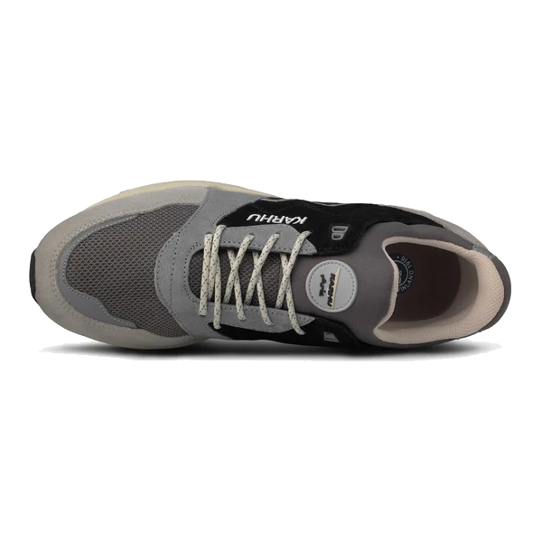 KARHU カルフ 【ユニセックス】アリア95 【ドーンブルー/ジェット