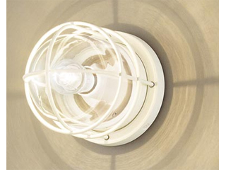 Panasonic パナソニック LGW85034W　壁直付型・据置取付型　LED（電球色）　ポーチライト・門柱灯　密閉型　防雨型の通販は