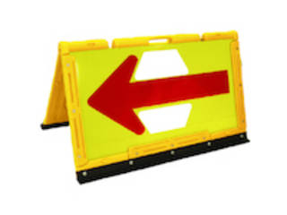 ANZEN/安全興業 矢印板 ブロー製折りたたみ矢印板黄 550＊900 黄/赤矢印 BOA2-06Yの通販は 25,363円